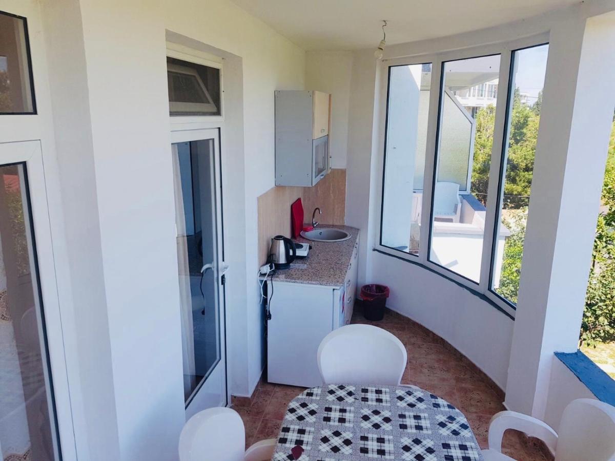 Apartments Flamingo Ulcinj Bagian luar foto