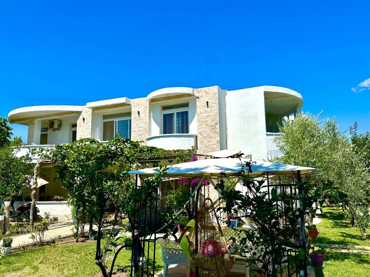 Apartments Flamingo Ulcinj Bagian luar foto