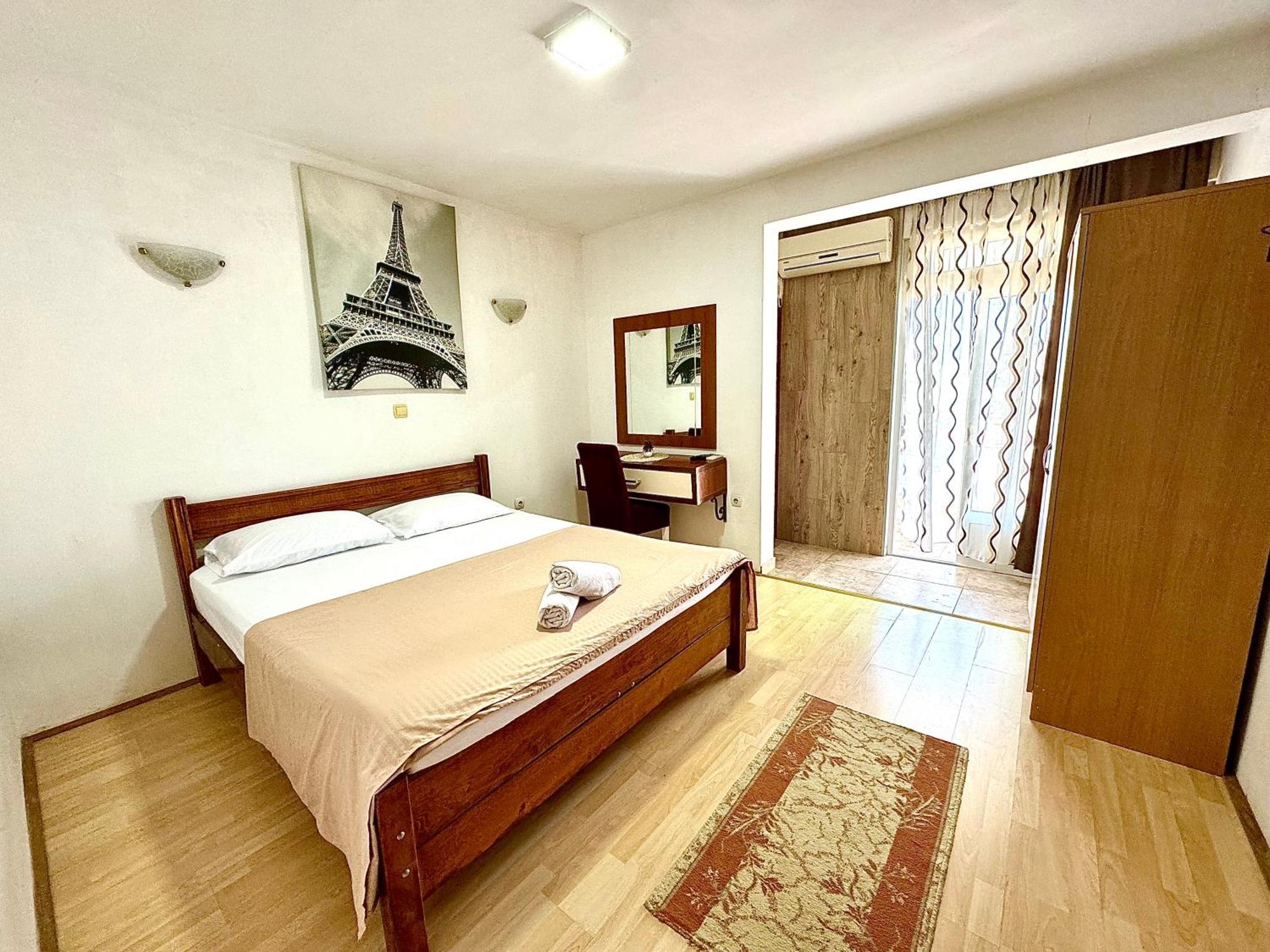 Apartments Flamingo Ulcinj Bagian luar foto