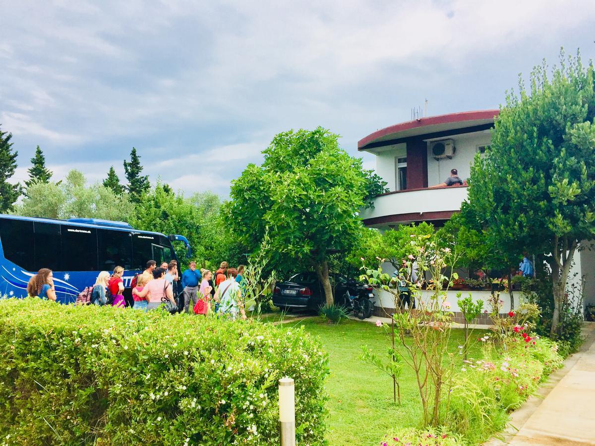 Apartments Flamingo Ulcinj Bagian luar foto